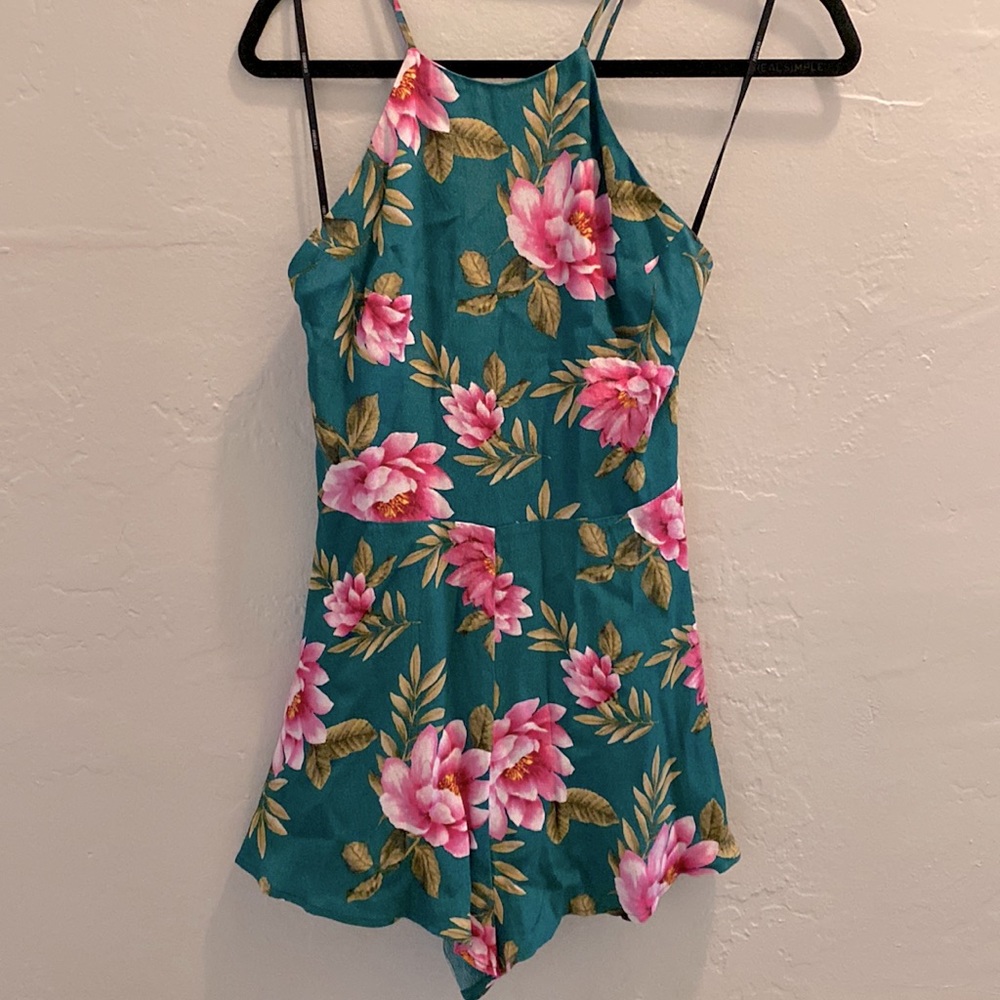 Romper size S